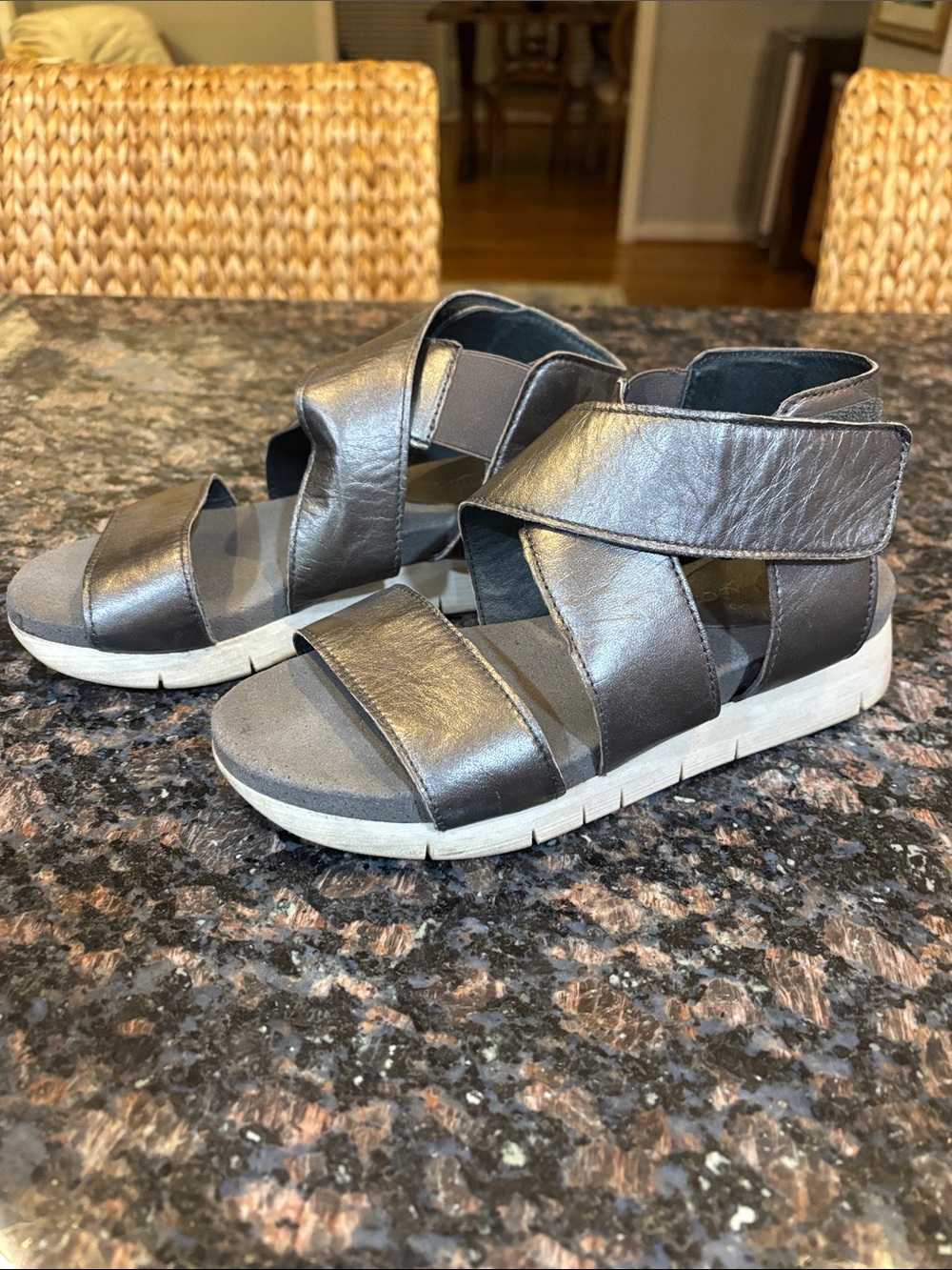 Bos. & Co sandals